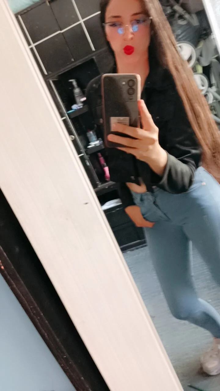 XXX Porn Photo of Nude vanessalovetrip 2