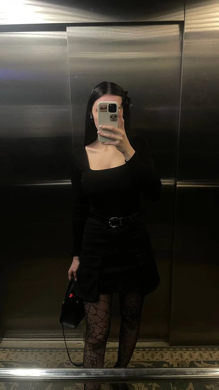 XXX Porn Photo of Nude Six_Seven7 5