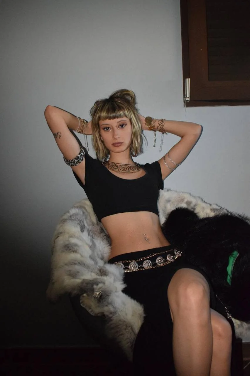XXX Porn Photo of Nude Naughty_Novaa 2
