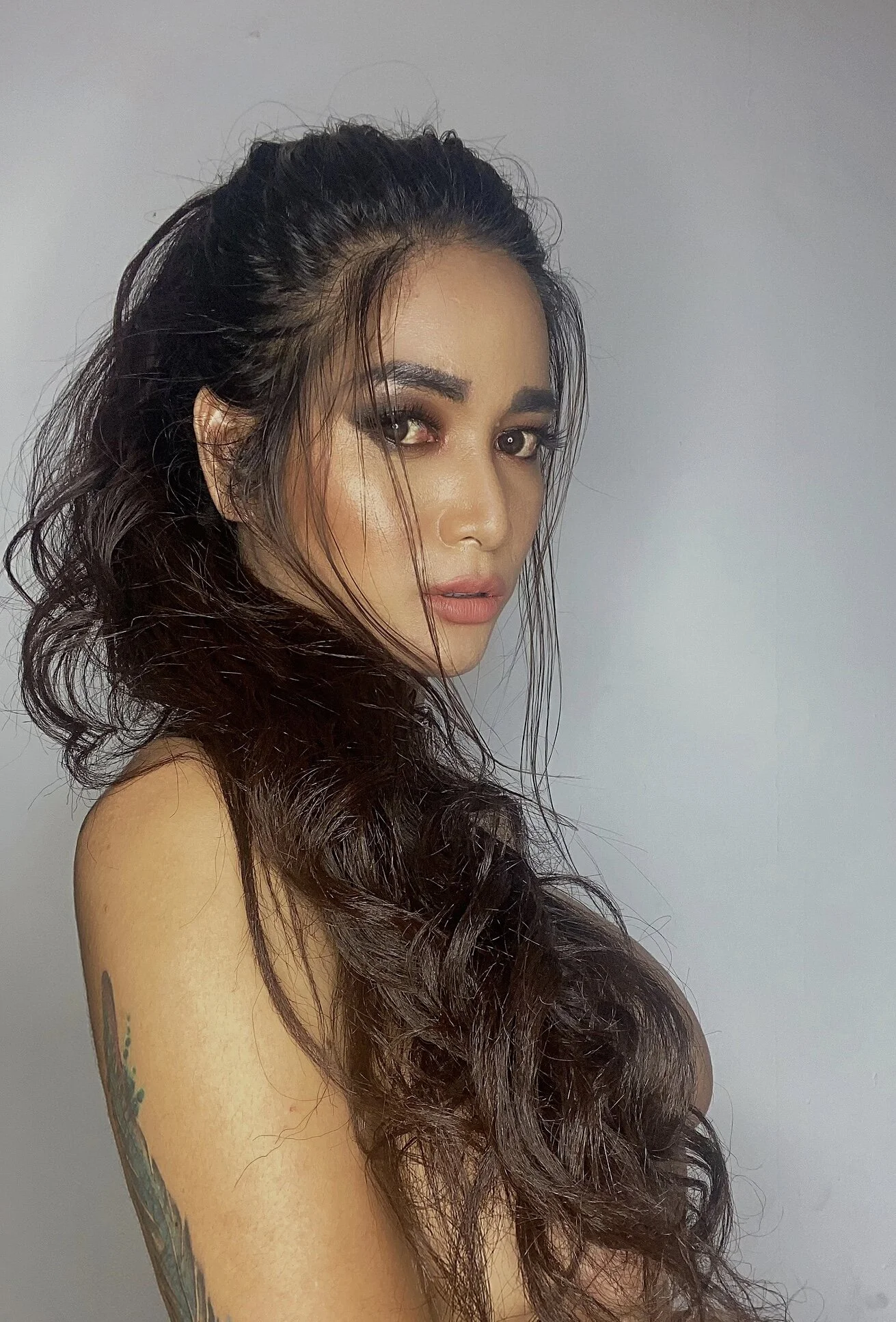 XXX Porn Photo of Nude Johannah_khalifa 15