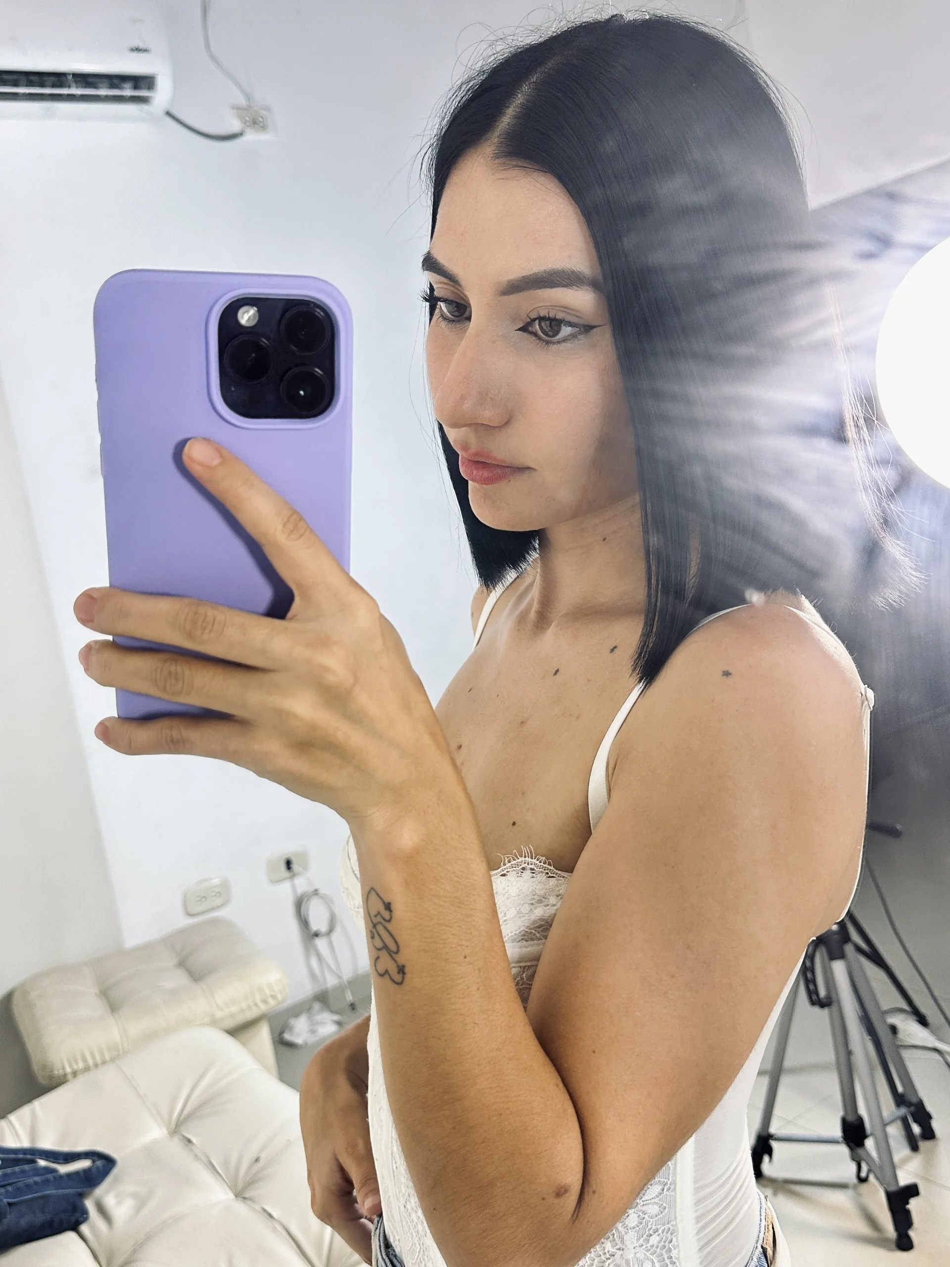 XXX Porn Photo of Nude Midnight_desireee 2
