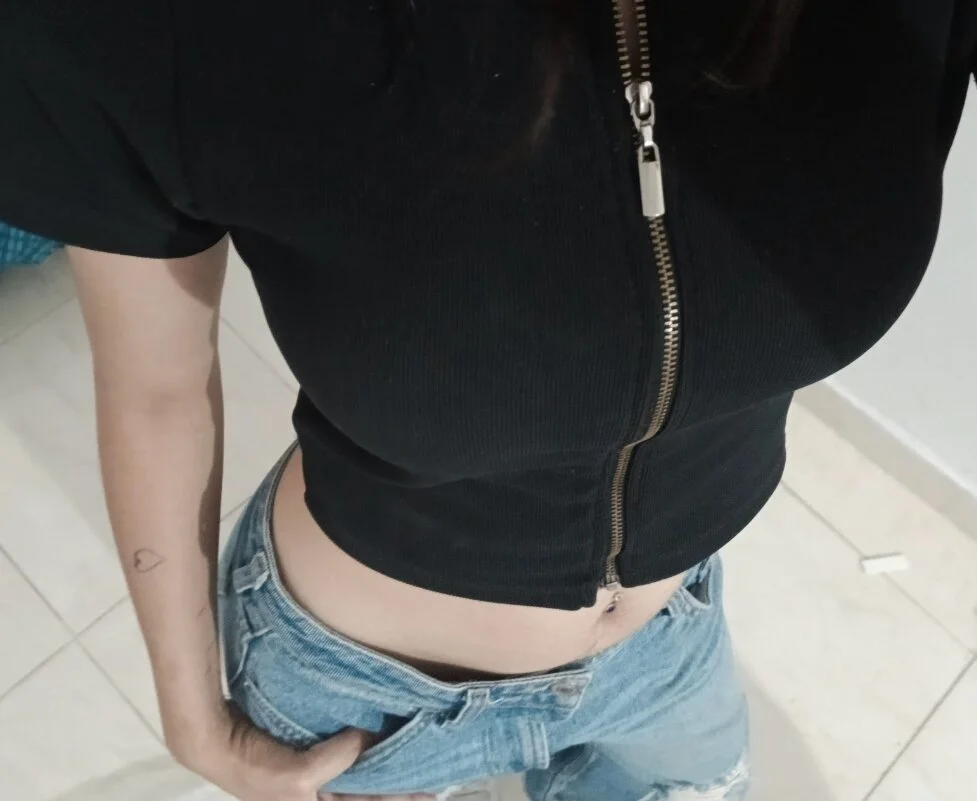 XXX Porn Photo of Nude Cami_cutem 1