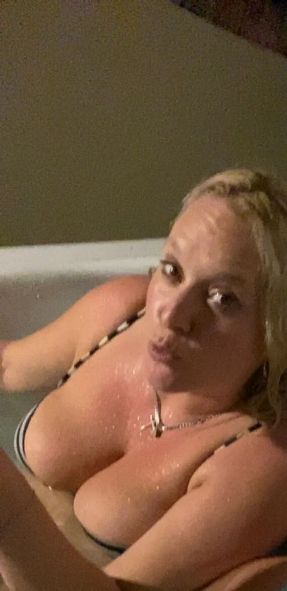 XXX Porn Photo of Nude Bella_Squirts 30