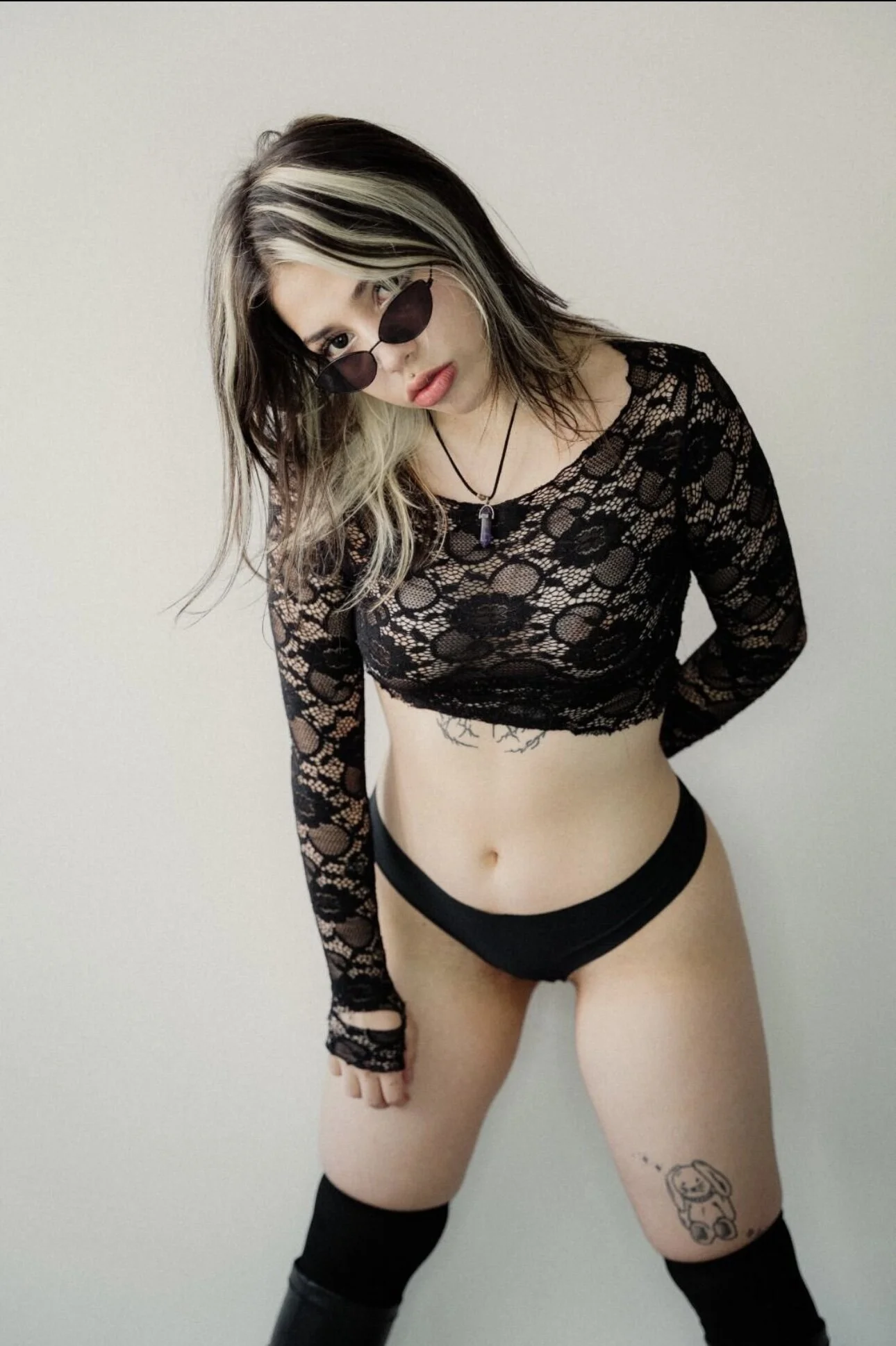 XXX Porn Photo of Nude revenmiller_ 4