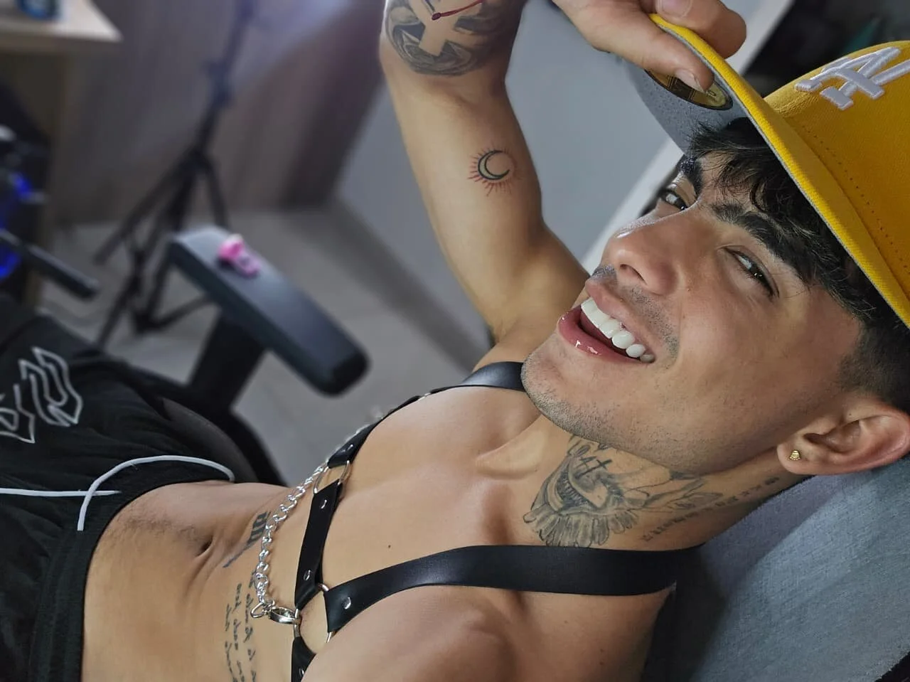 XXX Porn Photo of Nude miguel_aguirre_ 7