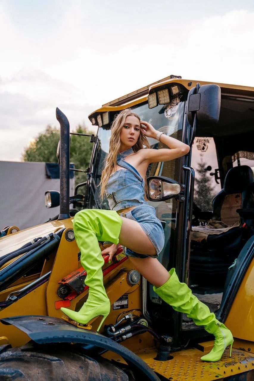 XXX Porn Photo of Nude heidas_dream 15