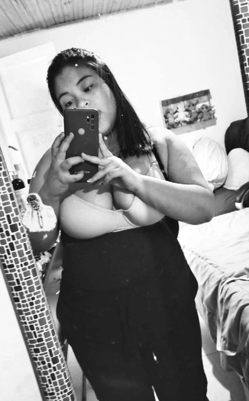 XXX Porn Photo of Nude lizzie_c 10