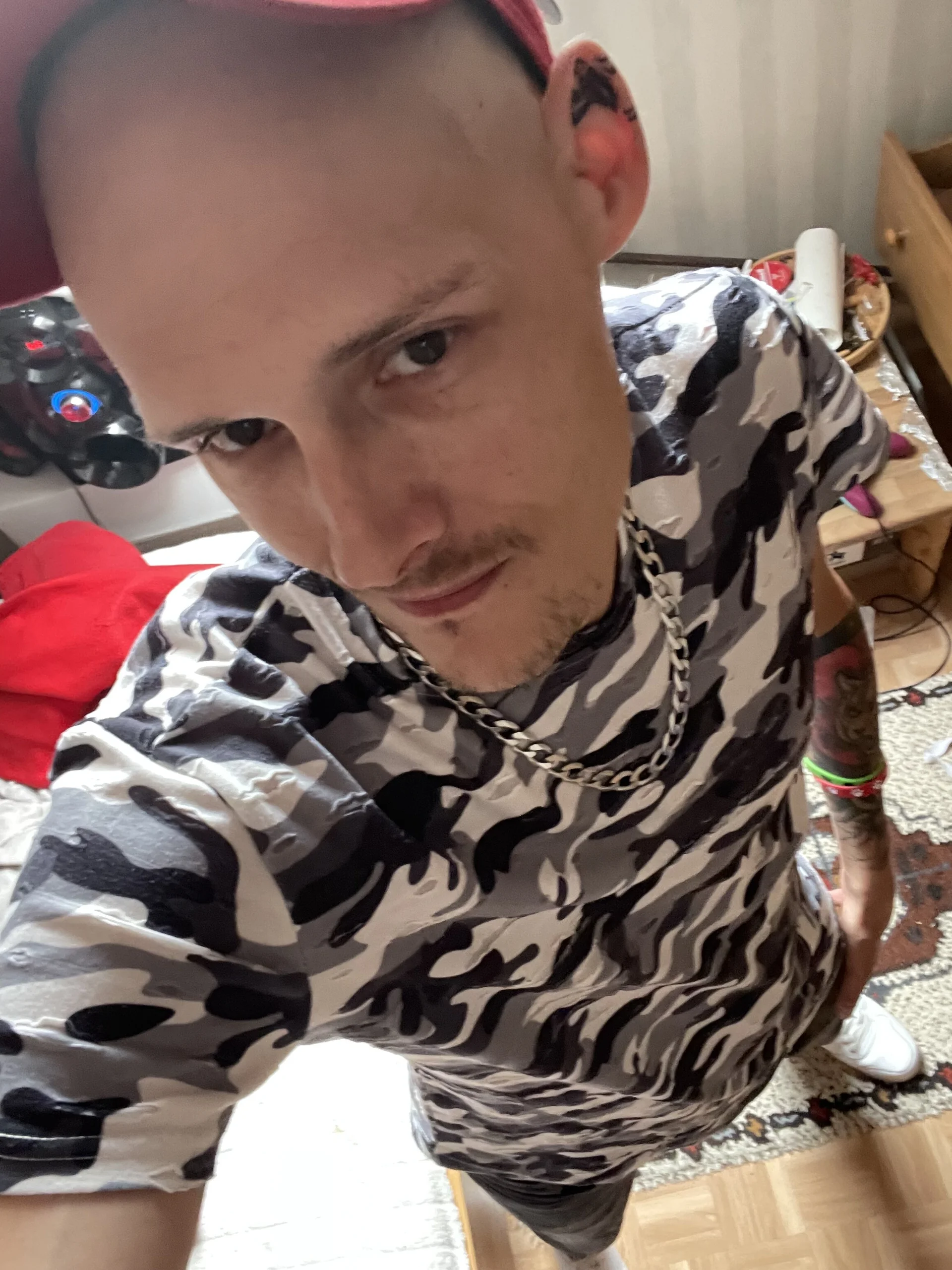 XXX Porn Photo of Nude Donaldduck0069 3