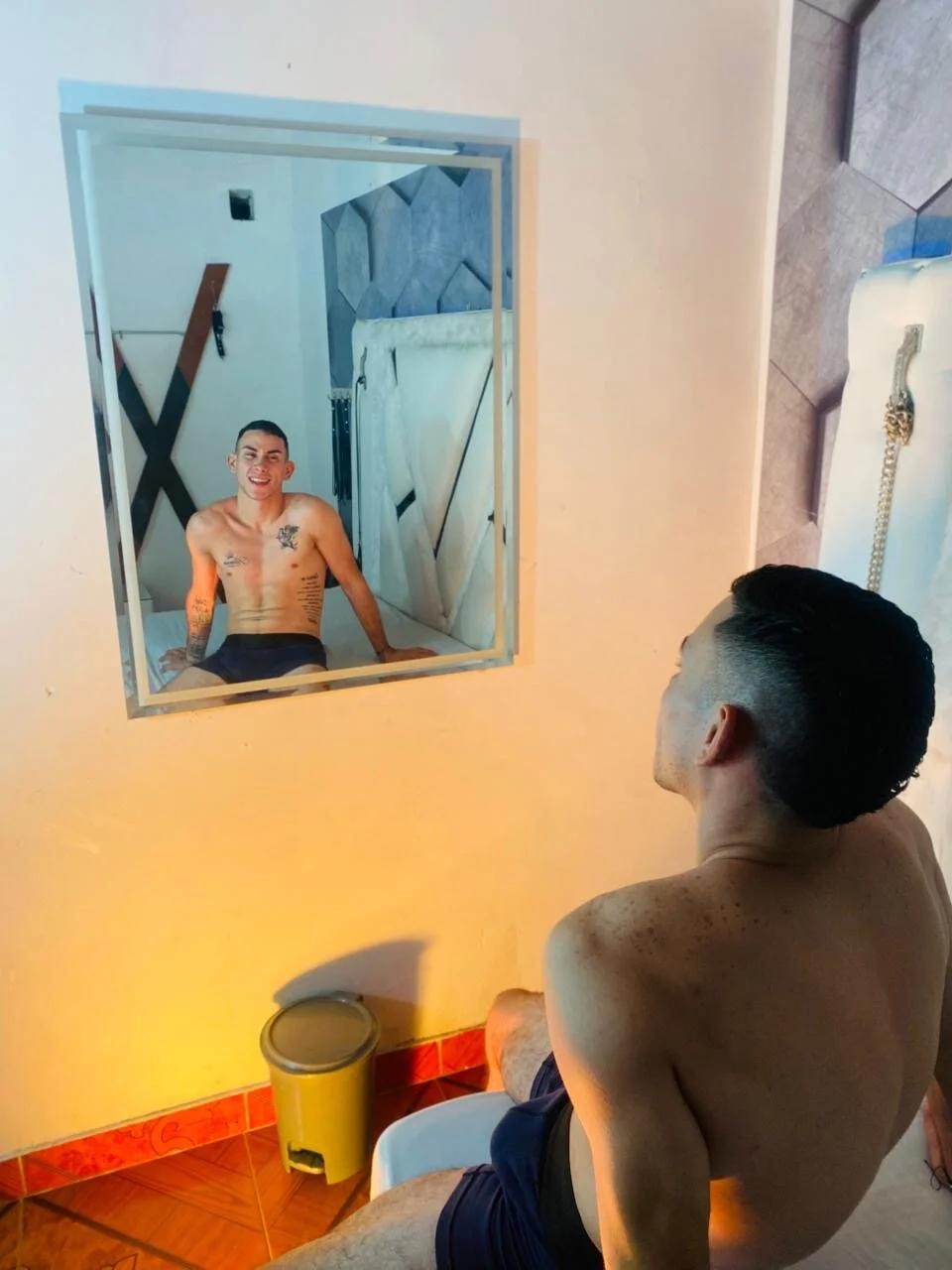 XXX Porn Photo of Nude Adammendoza34 13