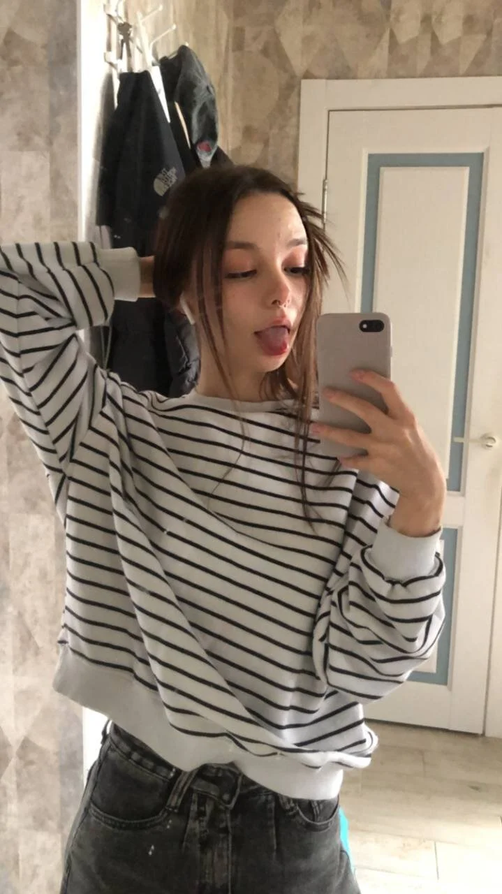 XXX Porn Photo of Nude Amarieni 3