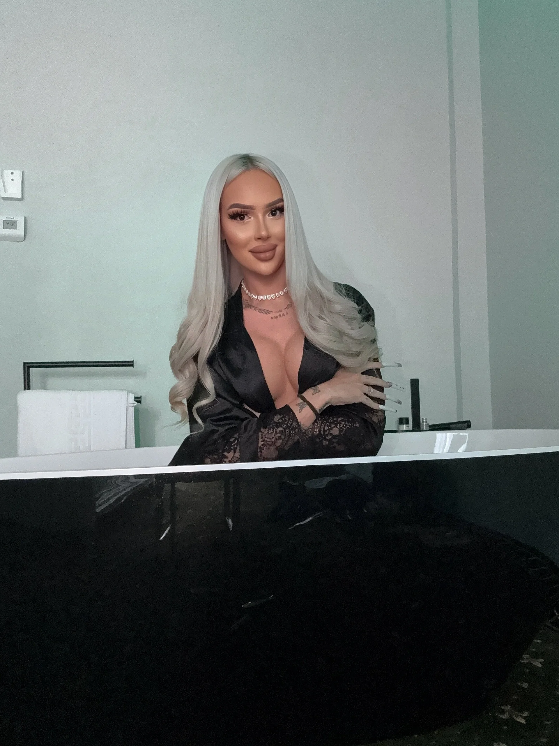 XXX Porn Photo of Nude babykris 9