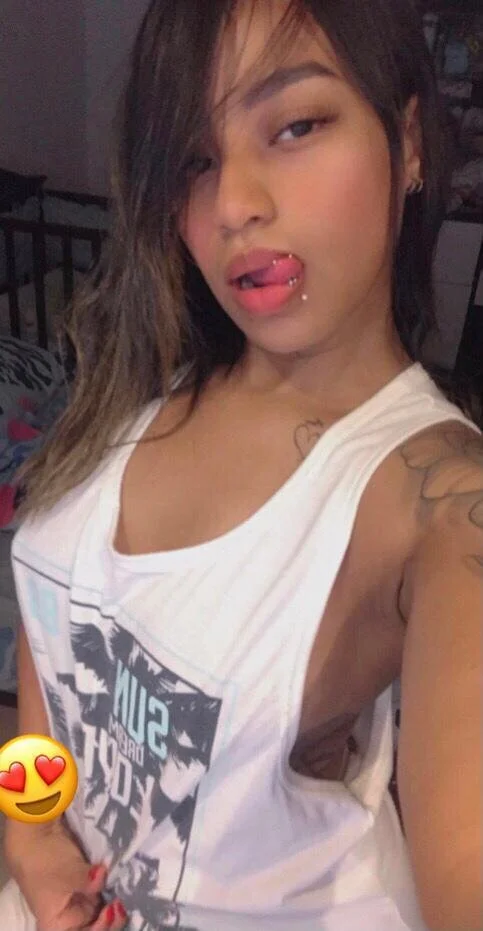 XXX Porn Photo of Nude charlotte_velez 3