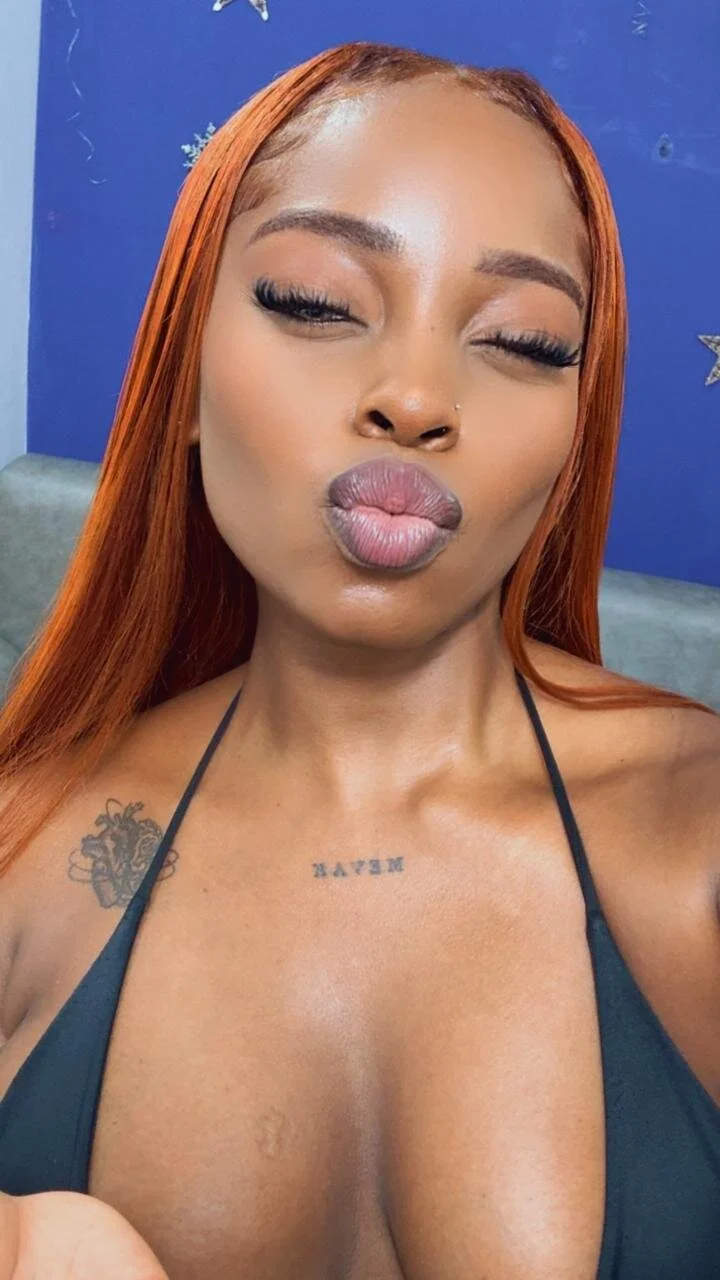XXX Porn Photo of Nude ShantalGomes 8