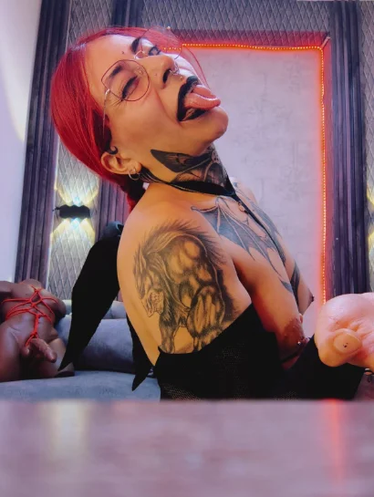 XXX Porn Photo of Nude selene_red_ 4