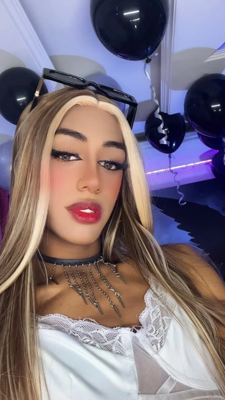 XXX Porn Photo of Nude NahomiCamper 81