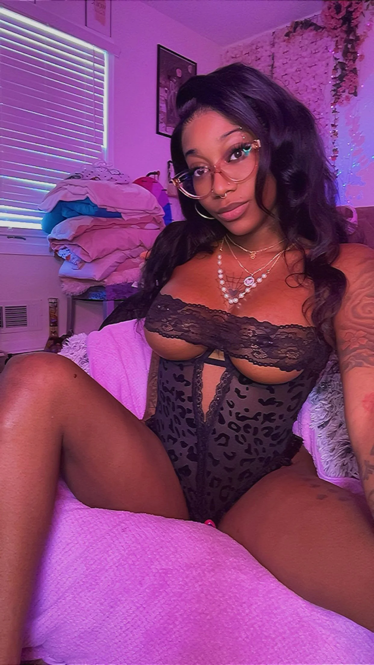 XXX Porn Photo of Nude VixenCapri 14