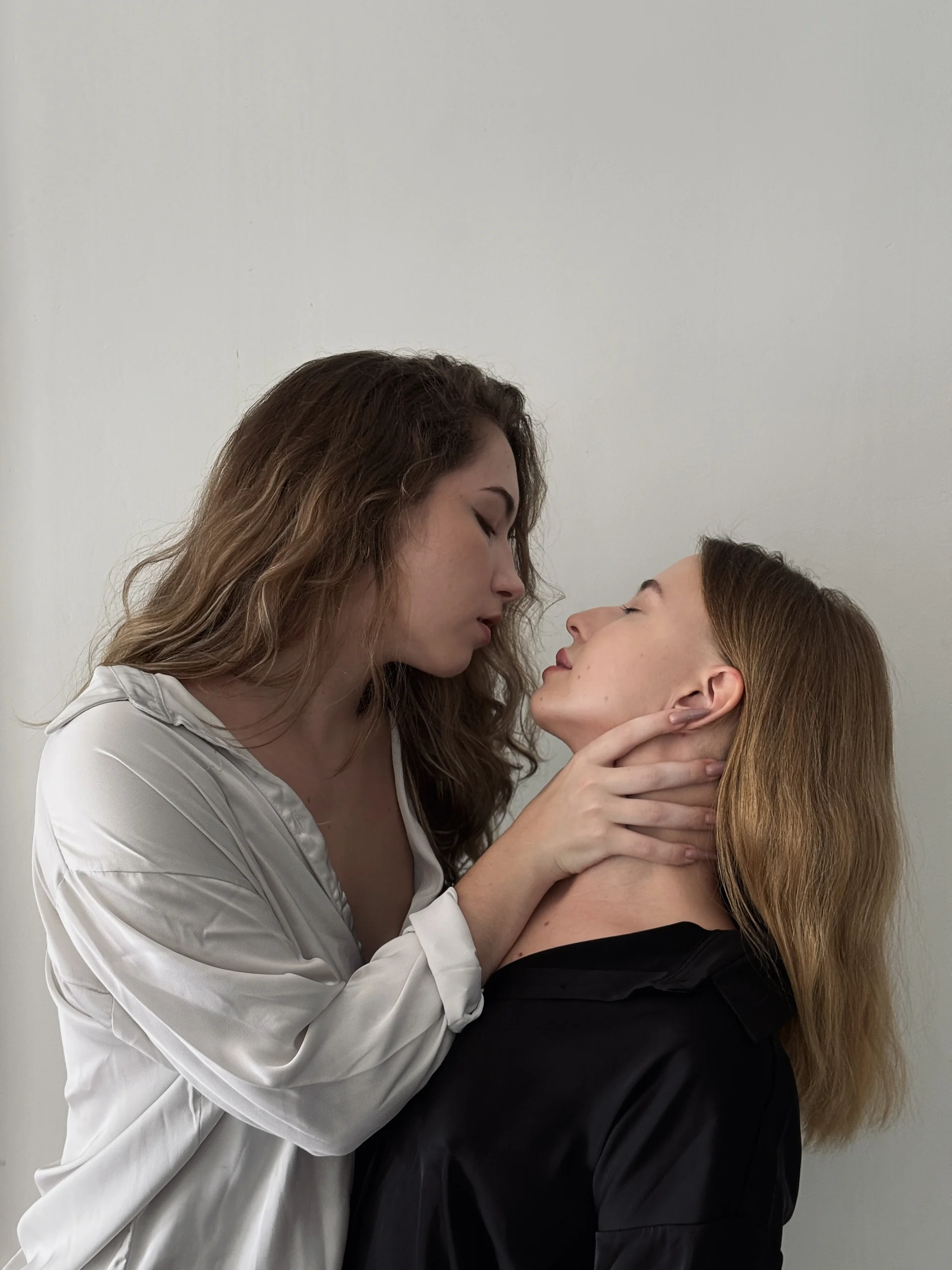 XXX Porn Photo of Nude Nura_n_Sarah 96