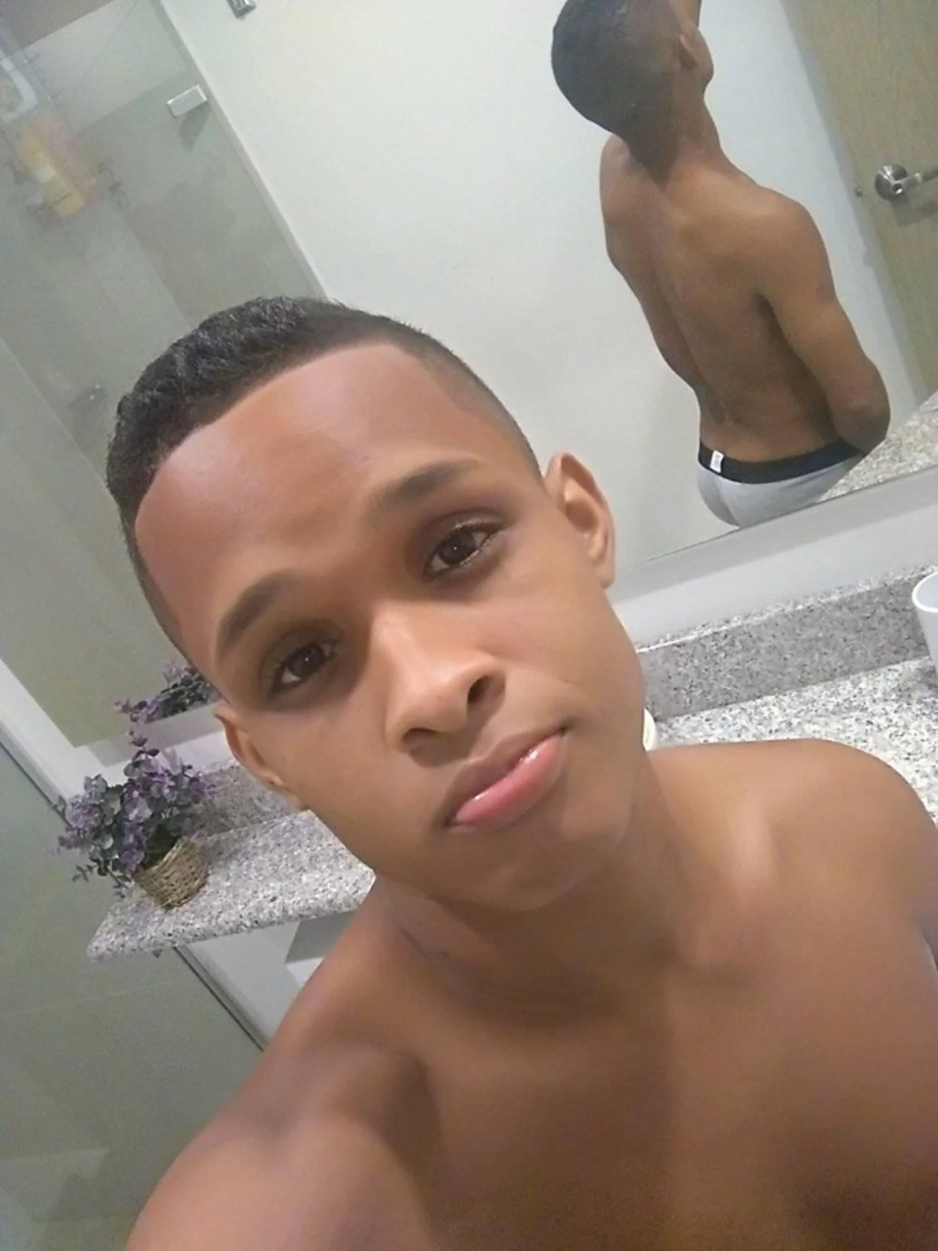 XXX Porn Photo of Nude black22cmdirty 3
