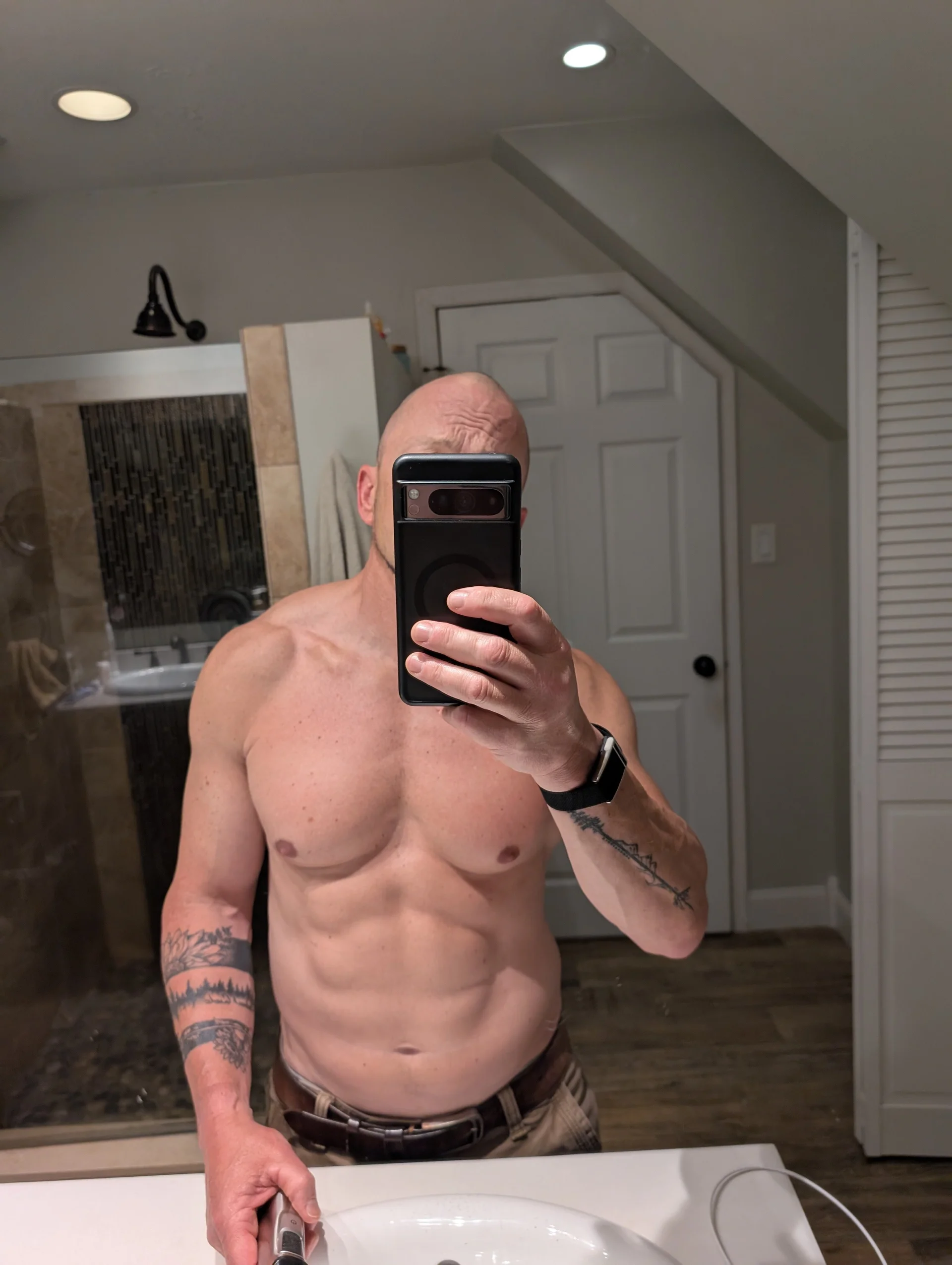 XXX Porn Photo of Nude joecastanishow 3