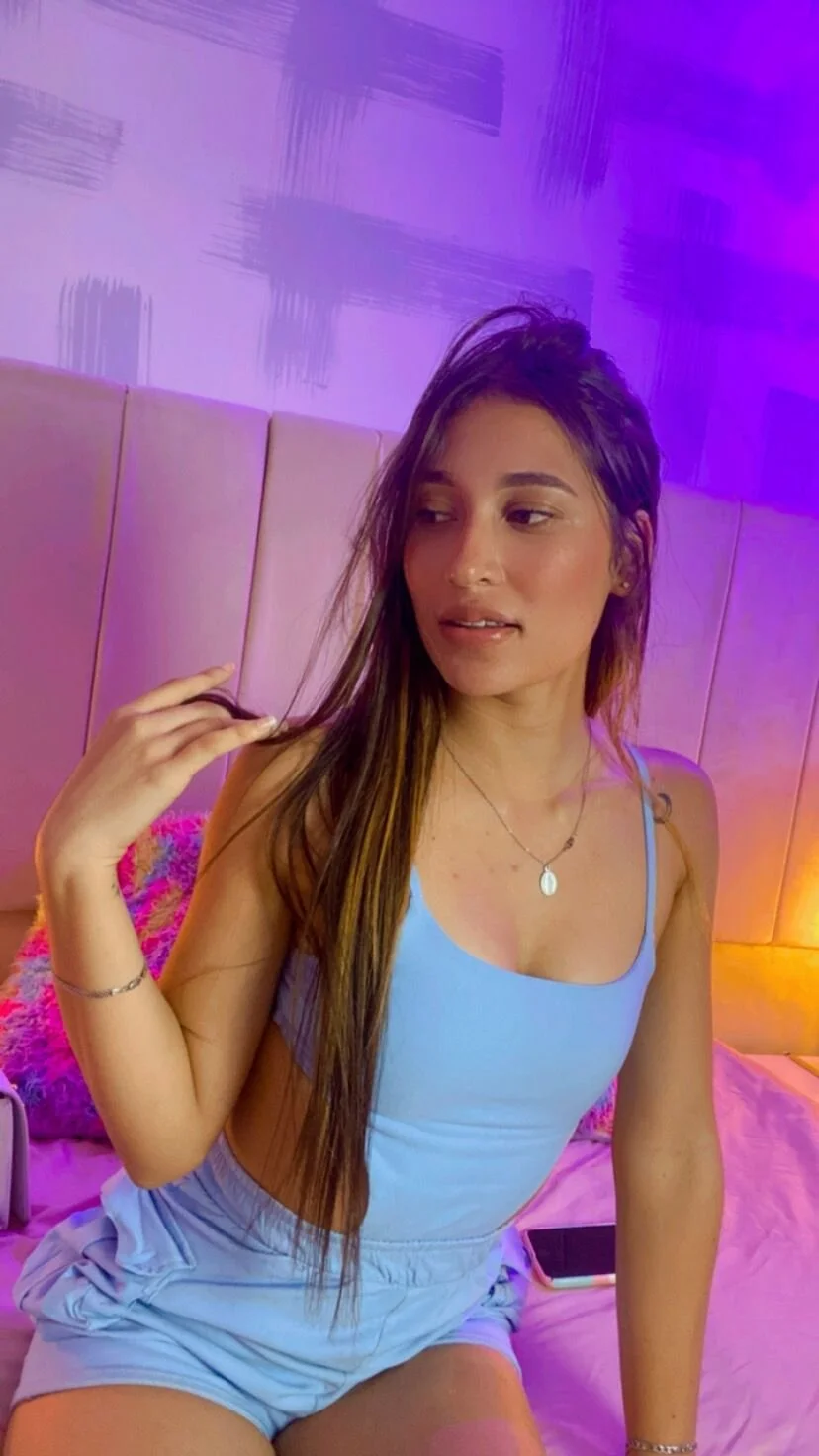 XXX Porn Photo of Nude kylie_st 7