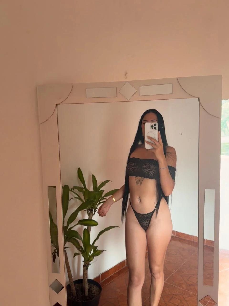 XXX Porn Photo of Nude isa_rousse25 38