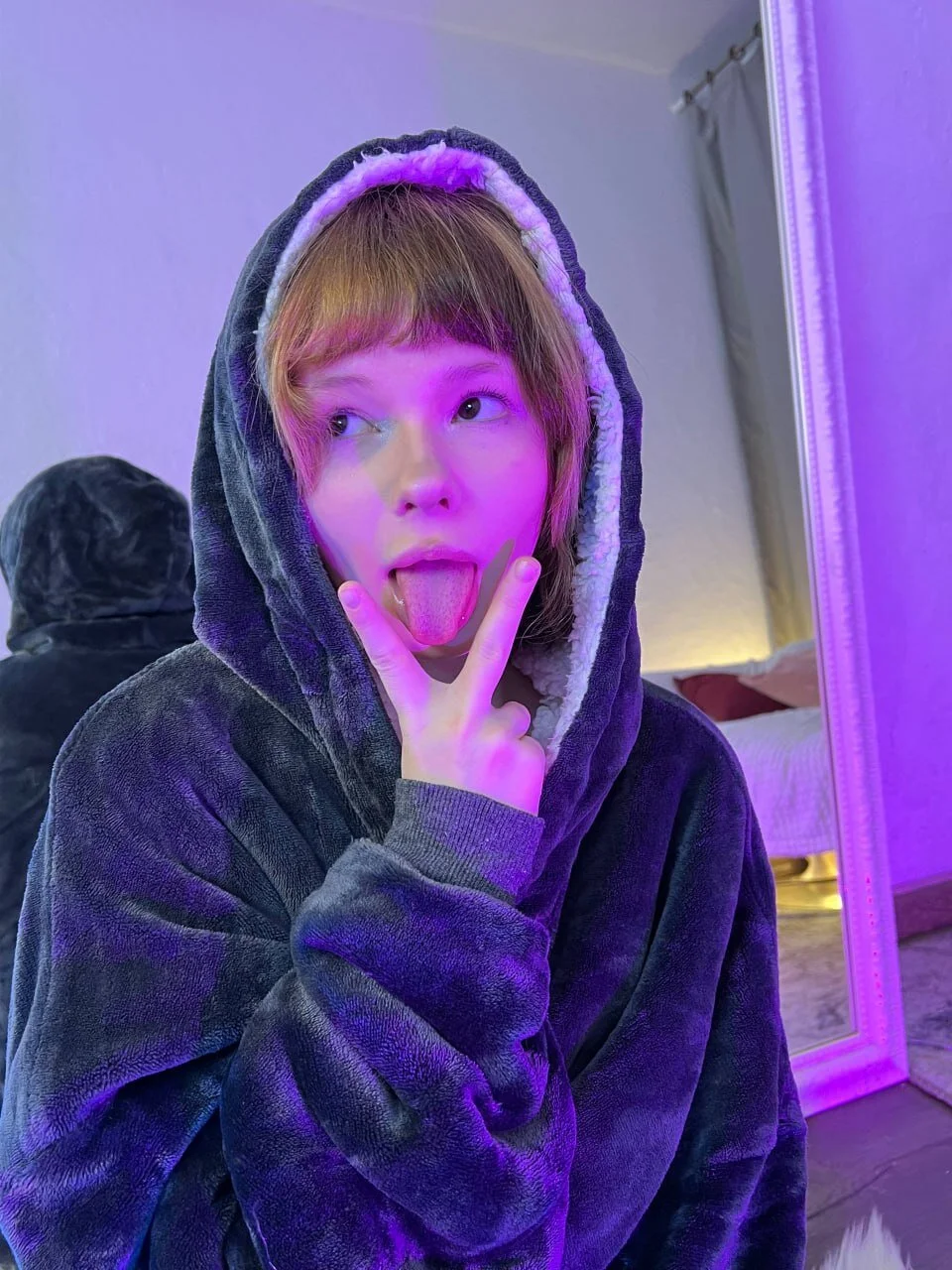 XXX Porn Photo of Nude MikassaBowl 22