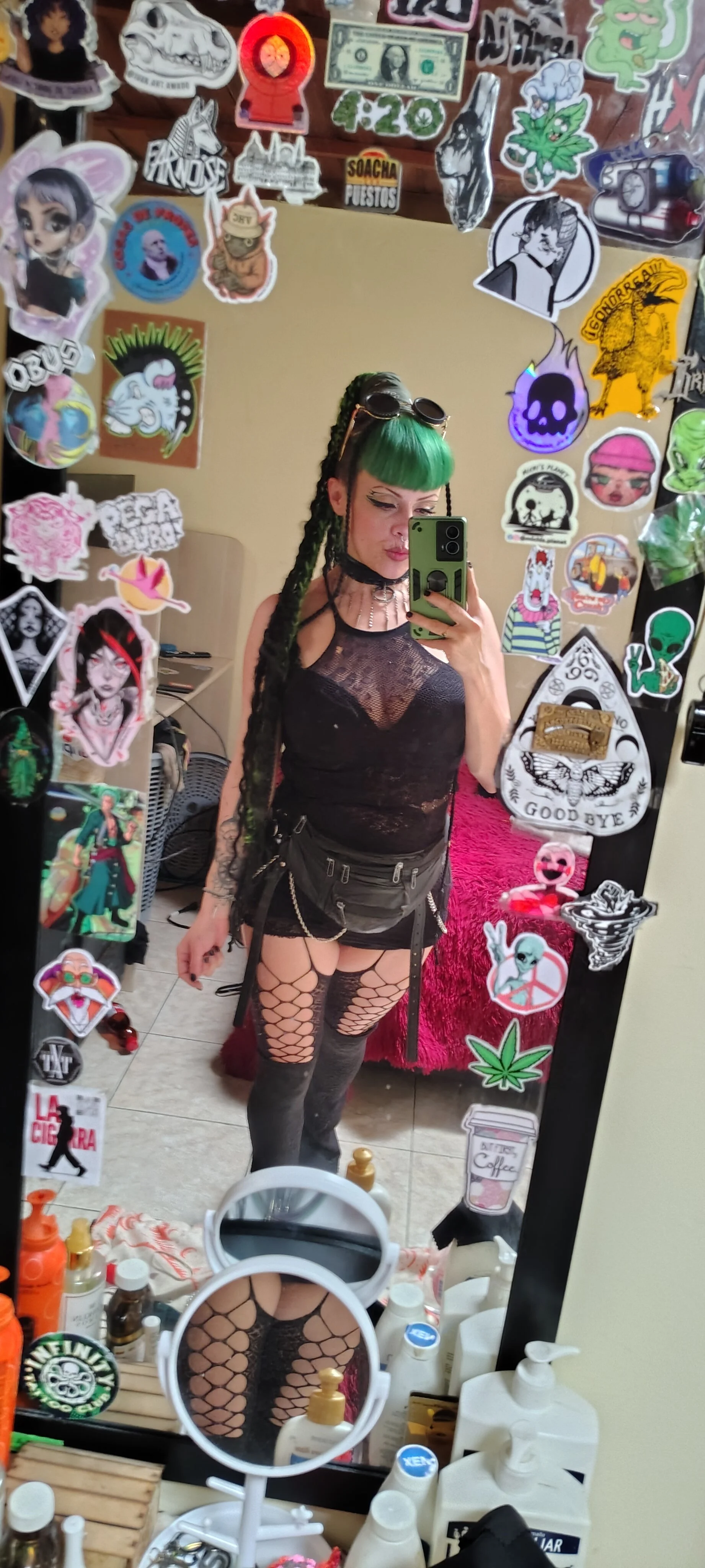 XXX Porn Photo of Nude freyaa_sorcerees 14
