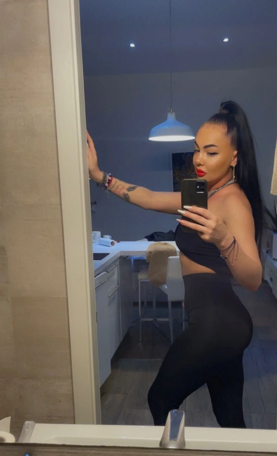 XXX Porn Photo of Nude MissPolefire 9