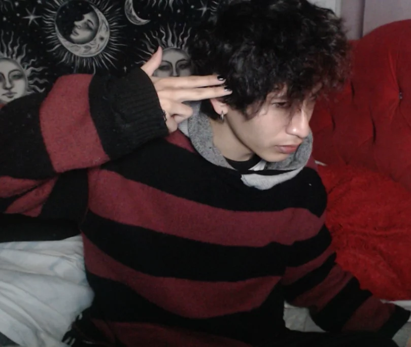XXX Porn Photo of Nude Alien_Twink 4