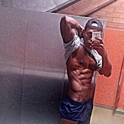 XXX Porn Photo of Nude thomas_santtos1 4