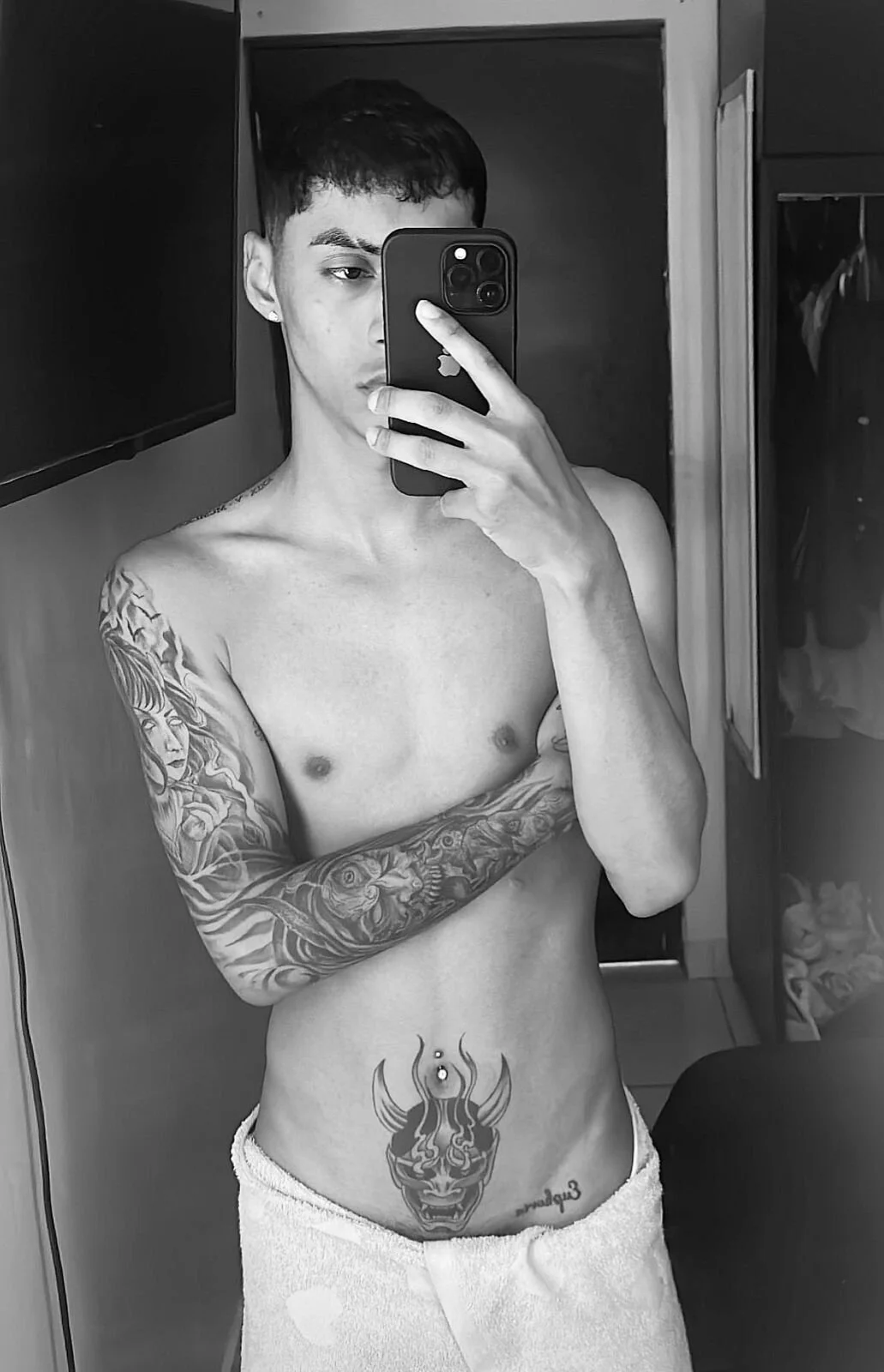 XXX Porn Photo of Nude Ray_grant 4
