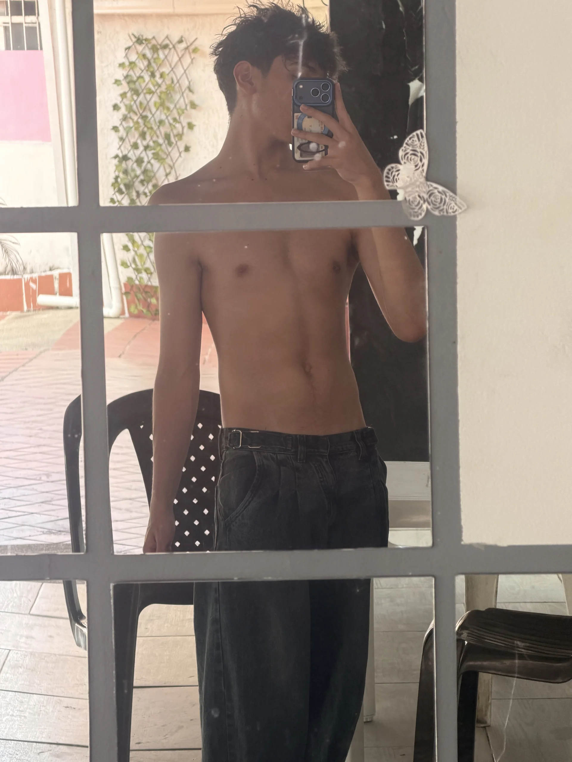 XXX Porn Photo of Nude young_liam 5