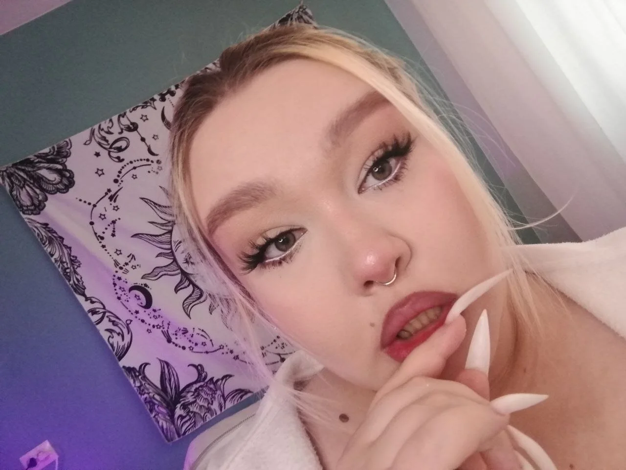 XXX Porn Photo of Nude LilyLike 1