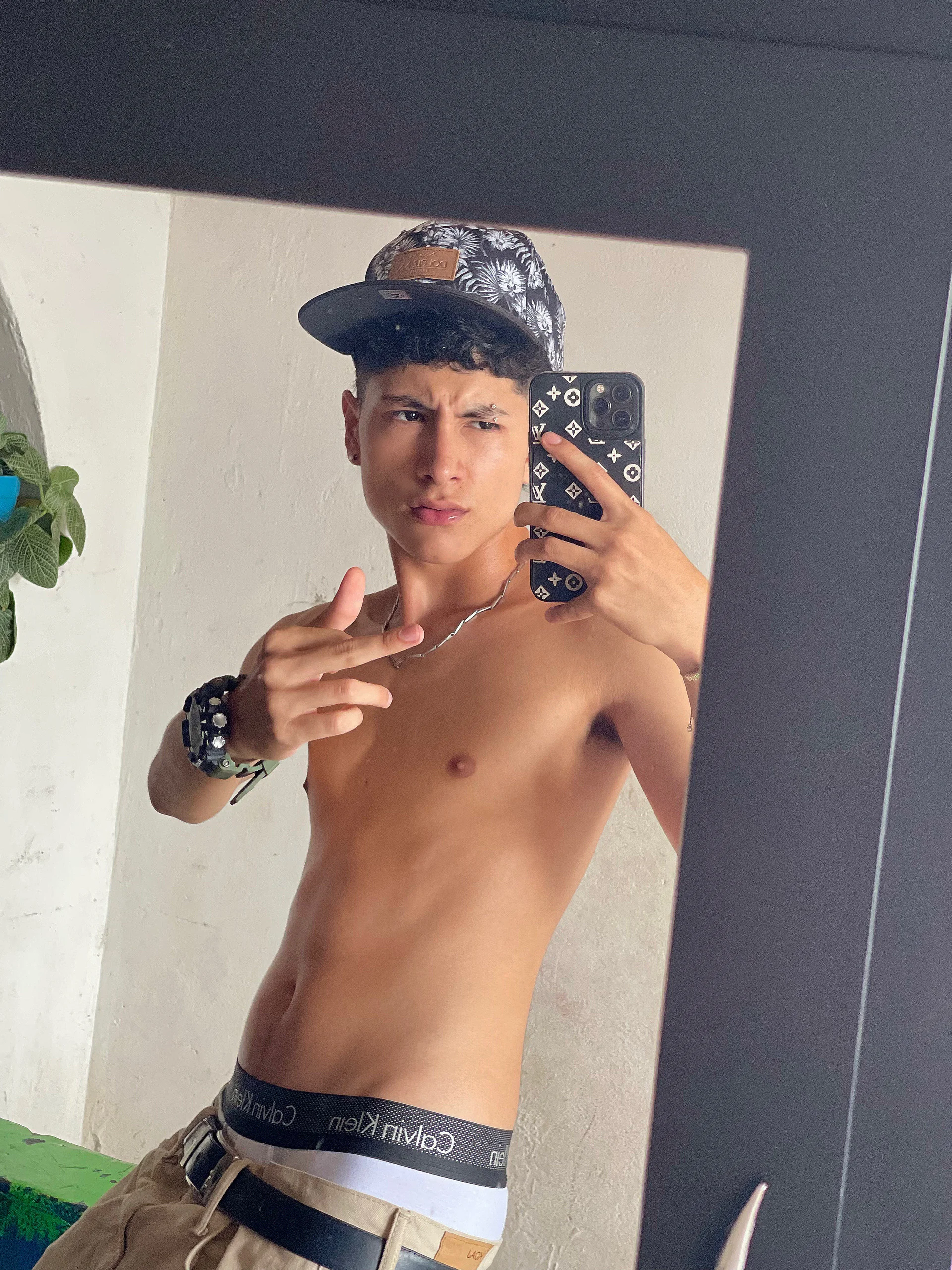 XXX Porn Photo of Nude Mateo_Escobar 5