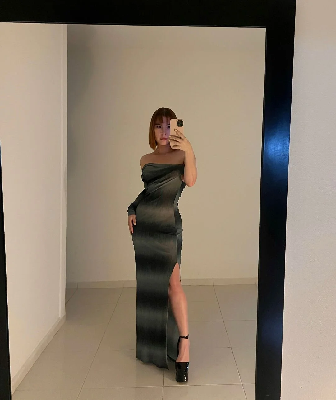 XXX Porn Photo of Nude joan_didion 3