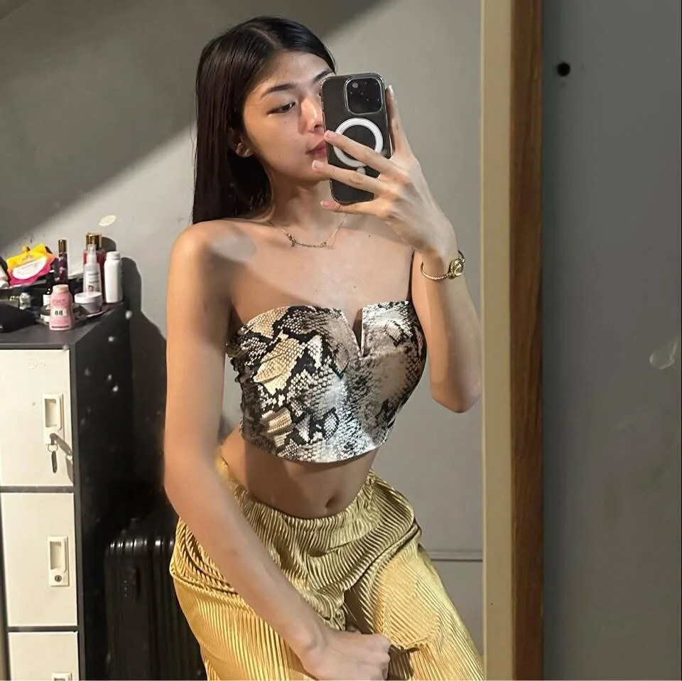 XXX Porn Photo of Nude yourlady_clara 1