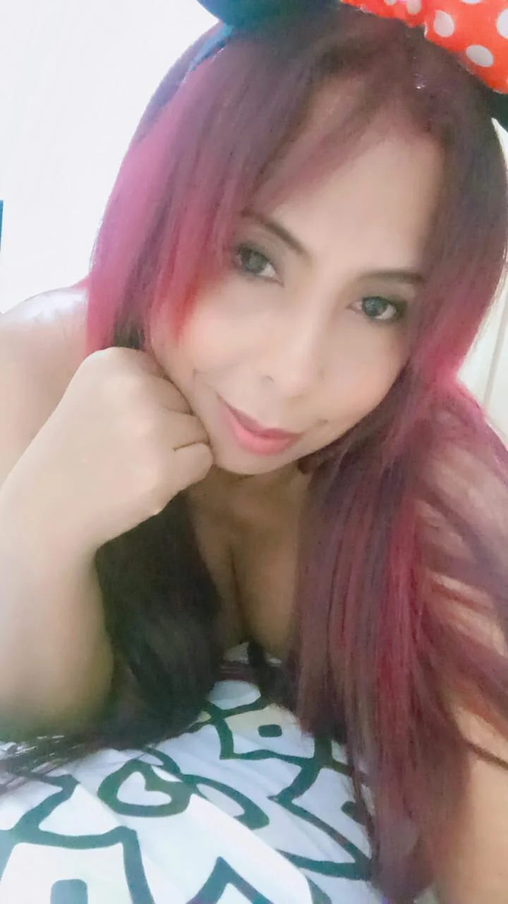 XXX Porn Photo of Nude Raechelhot 2