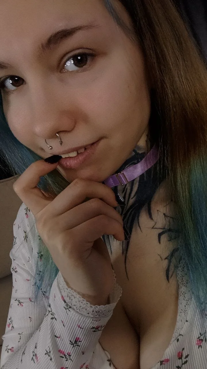 XXX Porn Photo of Nude RenVeyra 24