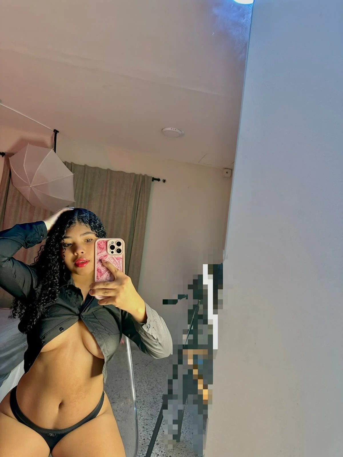 XXX Porn Photo of Nude KiiaraaMoon 19