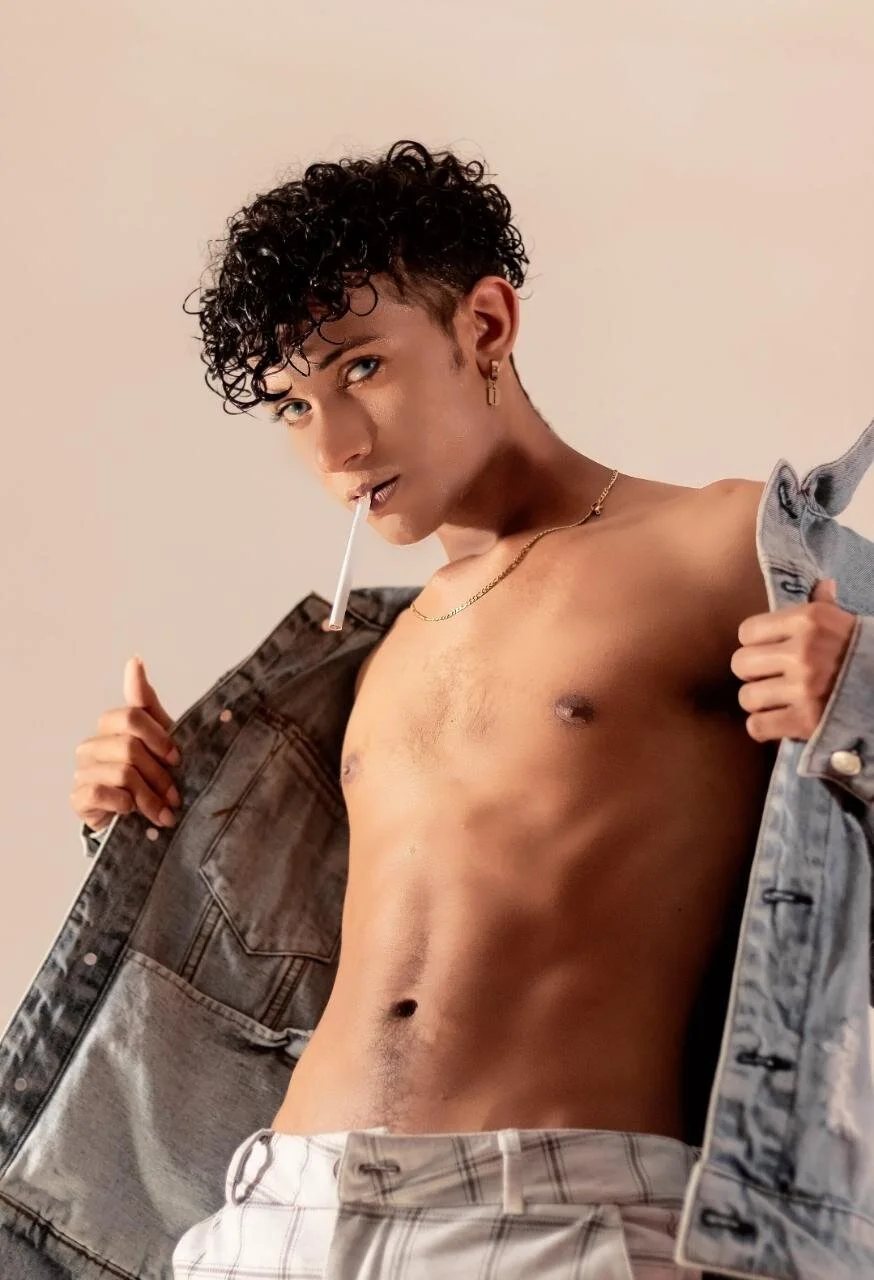 XXX Porn Photo of Nude Apolo_garcia20 3