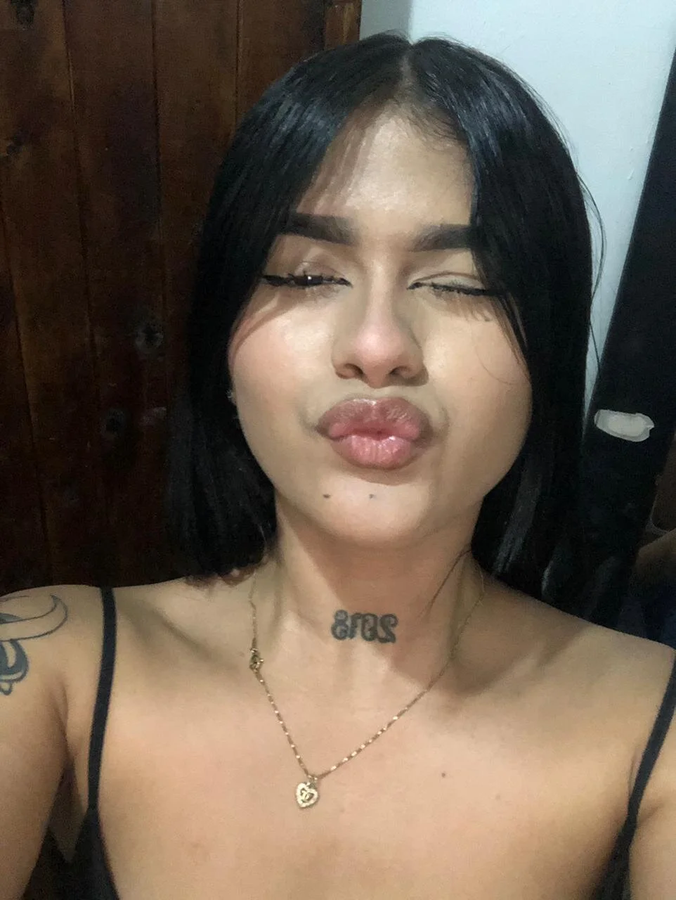 XXX Porn Photo of Nude Mia-Medina 2