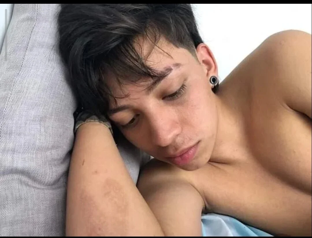 XXX Porn Photo of Nude smokeBlast 4