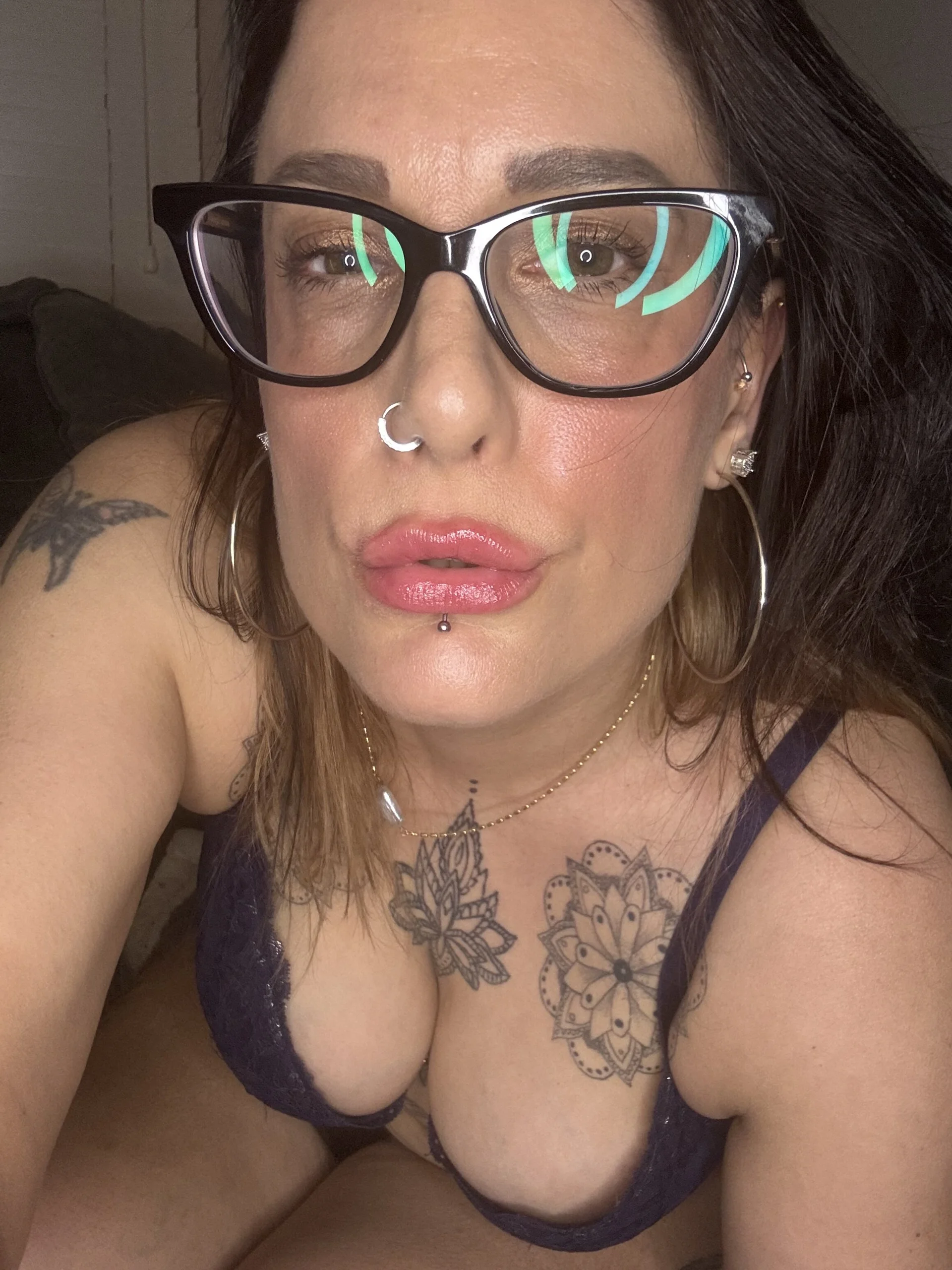 XXX Porn Photo of Nude Itsivybelle_filthymilfuk 14