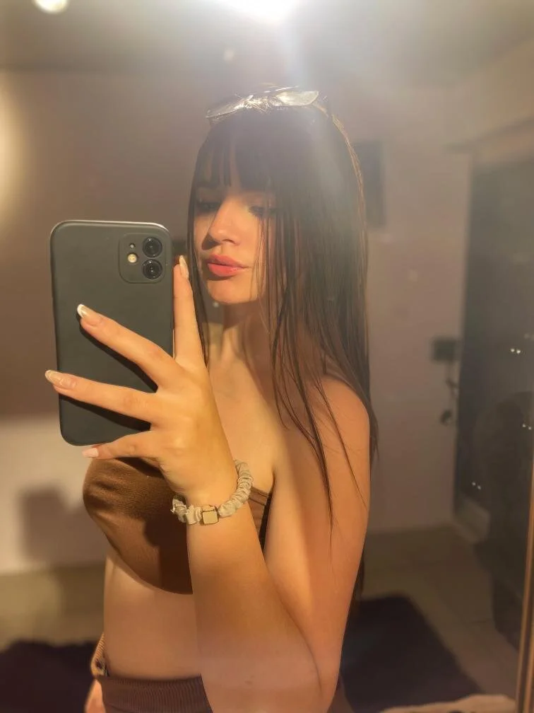 XXX Porn Photo of Nude mia_naturall 5