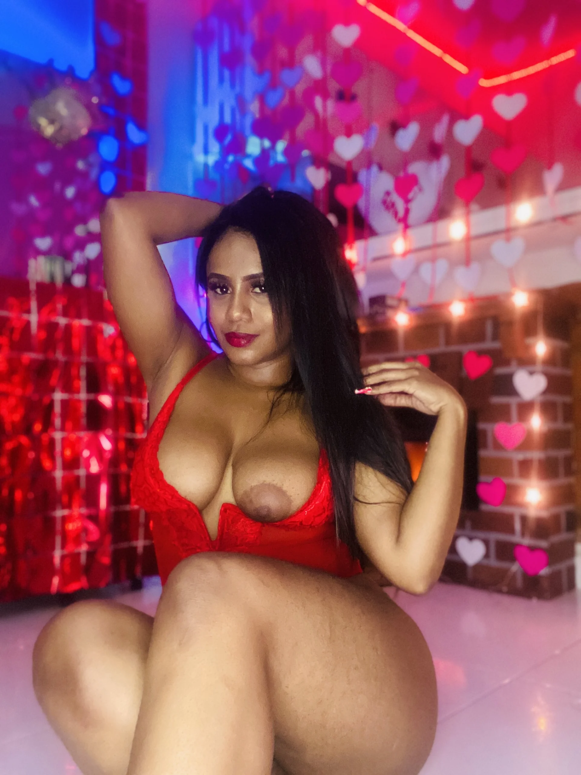 XXX Porn Photo of Nude AlisonHoot69 25