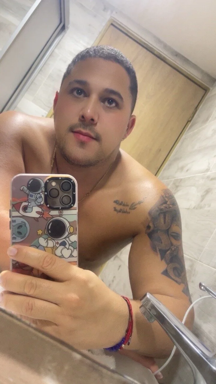XXX Porn Photo of Nude lovejosep 12