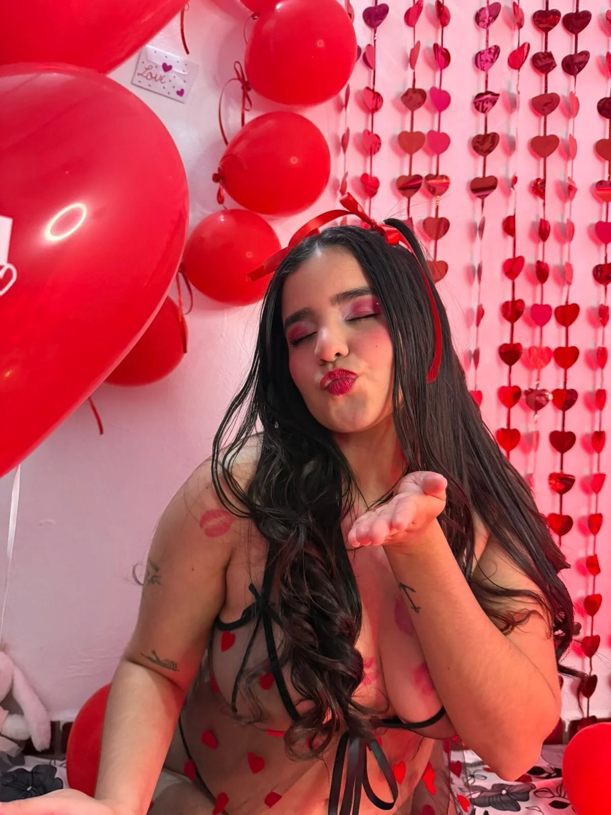 XXX Porn Photo of Nude PeachyPrincess_18 5
