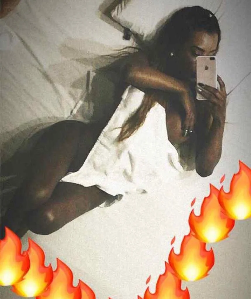 XXX Porn Photo of Nude touchm_cockhard 6
