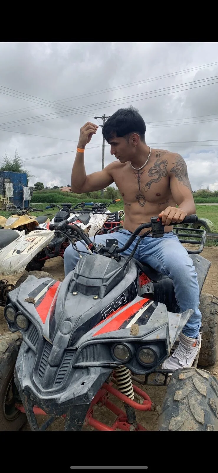 XXX Porn Photo of Nude muscle_boyhorny 90