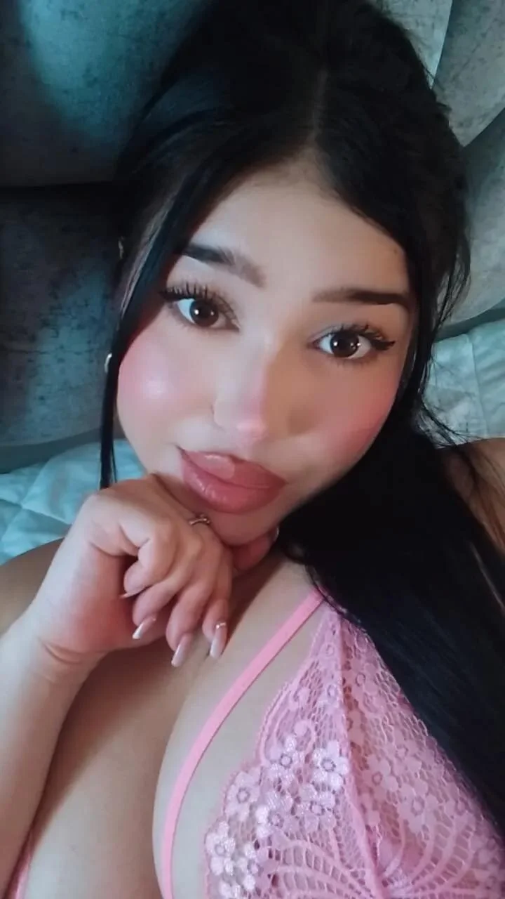 XXX Porn Photo of Nude Abbye_blue01 8